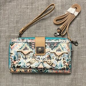 Sakroots Artist Circle Wristlet / Crossbody Smartphone Wallet. NWOT